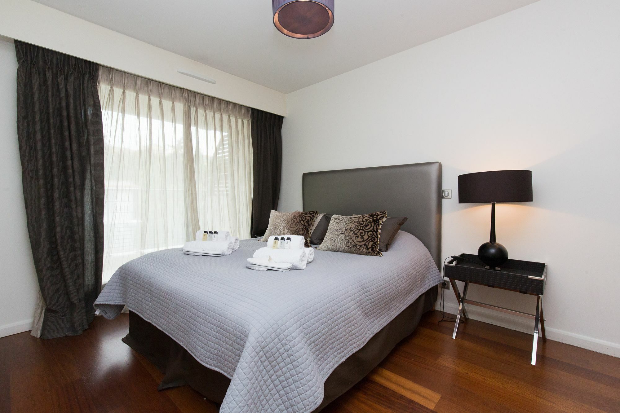 Carlton Riviera Apartment Кан Екстериор снимка
